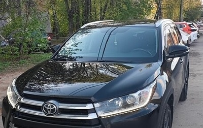 Toyota Highlander III, 2019 год, 3 590 000 рублей, 1 фотография