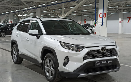 Toyota RAV4, 2021 год, 3 499 950 рублей, 3 фотография