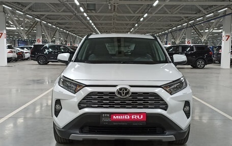 Toyota RAV4, 2021 год, 3 499 950 рублей, 2 фотография