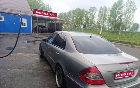 Mercedes-Benz E-Класс, 2004 год, 1 300 000 рублей, 1 фотография