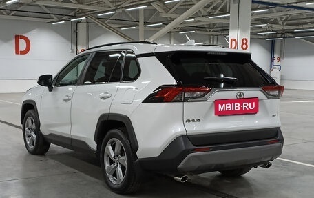 Toyota RAV4, 2021 год, 3 499 950 рублей, 7 фотография