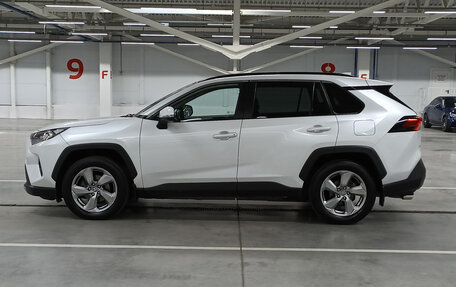 Toyota RAV4, 2021 год, 3 499 950 рублей, 8 фотография