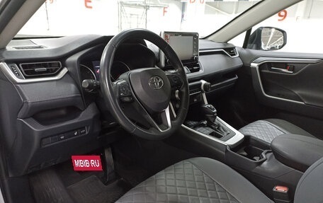 Toyota RAV4, 2021 год, 3 499 950 рублей, 16 фотография