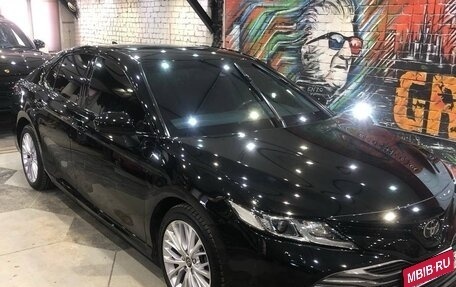 Toyota Camry, 2018 год, 2 975 000 рублей, 1 фотография