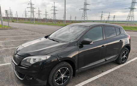 Renault Megane III, 2012 год, 850 000 рублей, 1 фотография