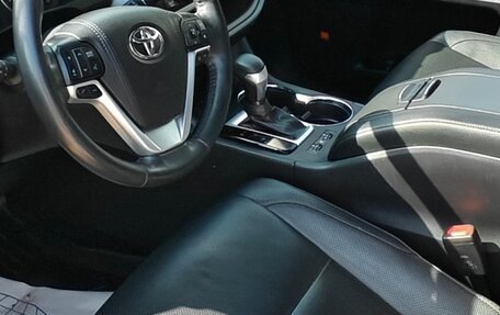 Toyota Highlander III, 2019 год, 3 590 000 рублей, 11 фотография