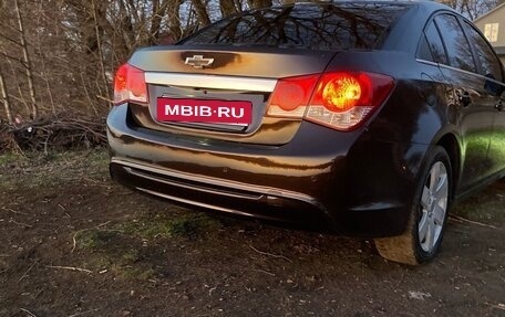 Chevrolet Cruze II, 2014 год, 950 000 рублей, 3 фотография