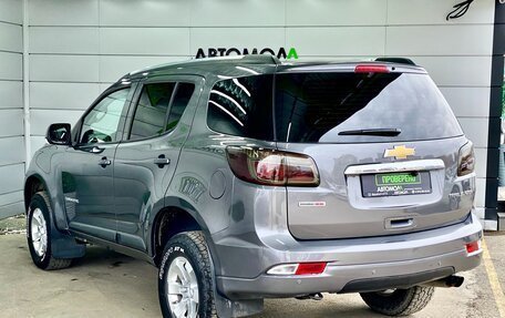 Chevrolet TrailBlazer II, 2014 год, 1 569 000 рублей, 4 фотография
