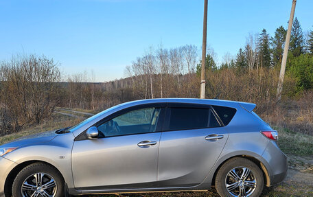 Mazda Axela, 2011 год, 1 050 000 рублей, 2 фотография