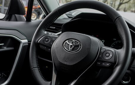 Toyota RAV4, 2025 год, 4 044 000 рублей, 27 фотография