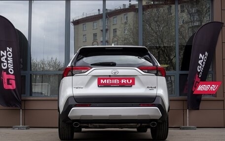 Toyota RAV4, 2025 год, 4 044 000 рублей, 6 фотография