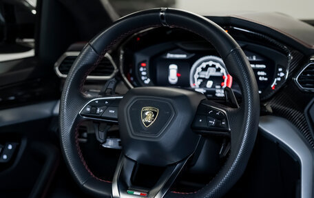 Lamborghini Urus I, 2019 год, 22 990 000 рублей, 24 фотография