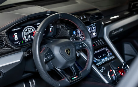 Lamborghini Urus I, 2019 год, 22 990 000 рублей, 22 фотография