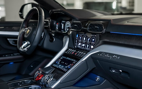 Lamborghini Urus I, 2019 год, 22 990 000 рублей, 30 фотография