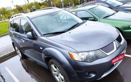 Mitsubishi Outlander III рестайлинг 3, 2008 год, 1 500 000 рублей, 2 фотография
