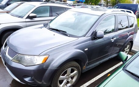 Mitsubishi Outlander III рестайлинг 3, 2008 год, 1 500 000 рублей, 8 фотография