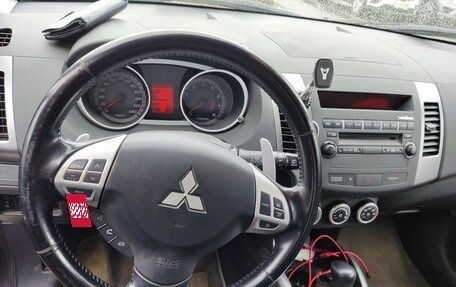 Mitsubishi Outlander III рестайлинг 3, 2008 год, 1 500 000 рублей, 6 фотография