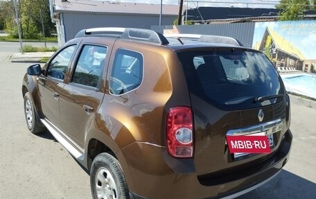 Renault Duster I рестайлинг, 2014 год, 1 200 000 рублей, 3 фотография
