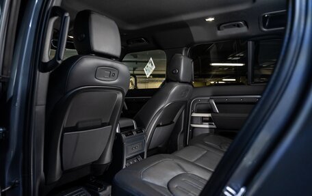 Land Rover Defender II, 2021 год, 8 000 000 рублей, 15 фотография