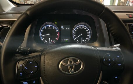 Toyota RAV4, 2017 год, 2 470 000 рублей, 15 фотография
