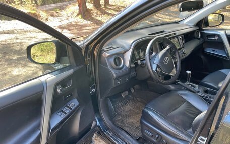 Toyota RAV4, 2017 год, 2 470 000 рублей, 11 фотография