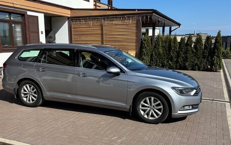 Volkswagen Passat B8 рестайлинг, 2018 год, 1 850 000 рублей, 3 фотография