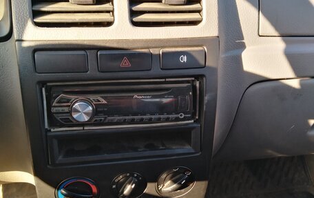 KIA Rio II, 2005 год, 215 000 рублей, 6 фотография