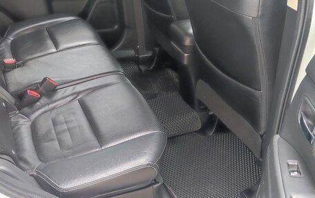 Mitsubishi Outlander III рестайлинг 3, 2016 год, 2 000 000 рублей, 11 фотография