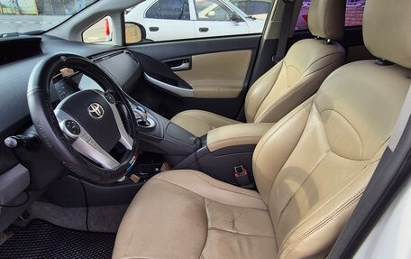 Toyota Prius, 2010 год, 1 350 000 рублей, 3 фотография