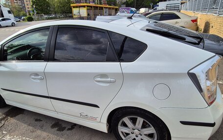 Toyota Prius, 2010 год, 1 350 000 рублей, 2 фотография