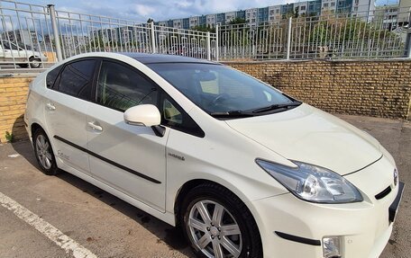 Toyota Prius, 2010 год, 1 350 000 рублей, 9 фотография