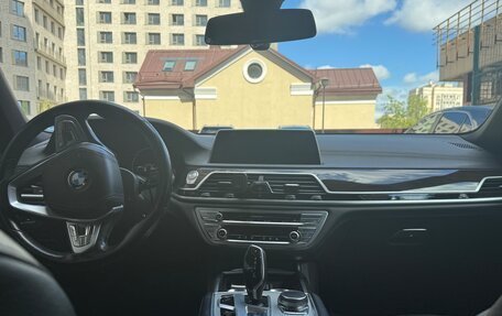 BMW 7 серия, 2016 год, 3 550 000 рублей, 25 фотография