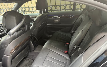 BMW 7 серия, 2016 год, 3 550 000 рублей, 29 фотография