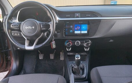 KIA Rio IV, 2022 год, 1 650 000 рублей, 7 фотография
