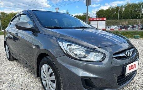 Hyundai Solaris II рестайлинг, 2012 год, 775 000 рублей, 2 фотография