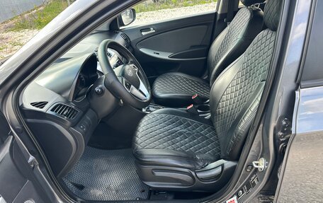 Hyundai Solaris II рестайлинг, 2012 год, 775 000 рублей, 10 фотография