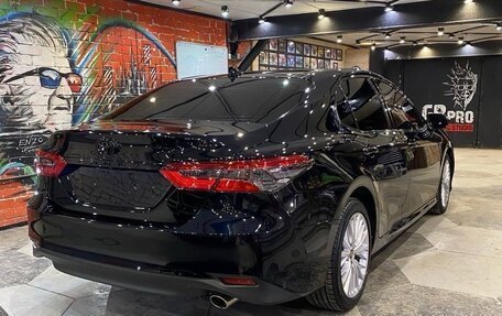 Toyota Camry, 2018 год, 2 975 000 рублей, 3 фотография