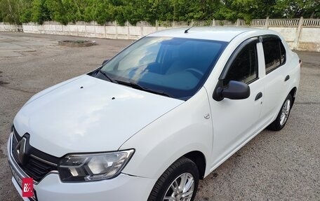 Renault Logan II, 2018 год, 740 000 рублей, 4 фотография