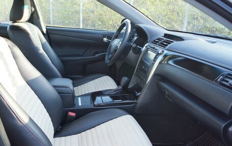 Toyota Camry, 2016 год, 1 850 000 рублей, 9 фотография