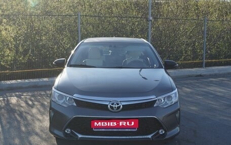 Toyota Camry, 2016 год, 1 850 000 рублей, 3 фотография