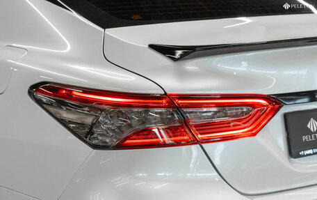 Toyota Camry, 2020 год, 3 380 000 рублей, 32 фотография
