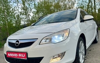 Opel Astra J, 2011 год, 800 000 рублей, 1 фотография
