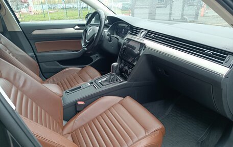 Volkswagen Passat B8 рестайлинг, 2017 год, 1 849 000 рублей, 16 фотография
