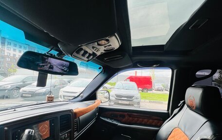 Cadillac Escalade II, 2001 год, 1 500 000 рублей, 7 фотография