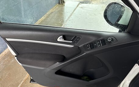 Volkswagen Tiguan I, 2012 год, 1 450 000 рублей, 16 фотография