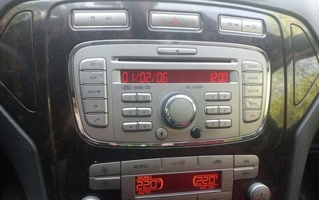 Ford Mondeo IV, 2009 год, 900 000 рублей, 3 фотография