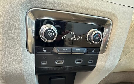 GMC Yukon IV, 2022 год, 7 750 000 рублей, 17 фотография