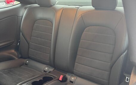 Mercedes-Benz C-Класс, 2019 год, 3 450 000 рублей, 16 фотография