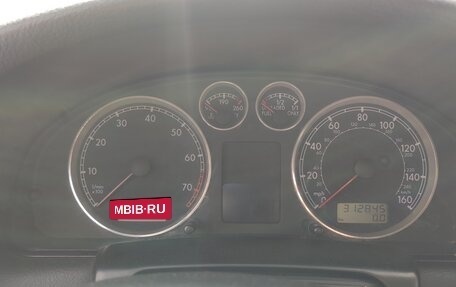 Volkswagen Passat B5+ рестайлинг, 2002 год, 250 000 рублей, 5 фотография