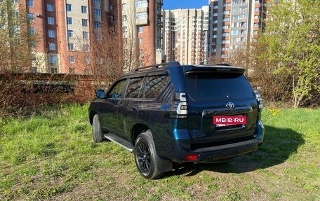 Toyota Land Cruiser Prado 150 рестайлинг 2, 2020 год, 8 000 000 рублей, 2 фотография